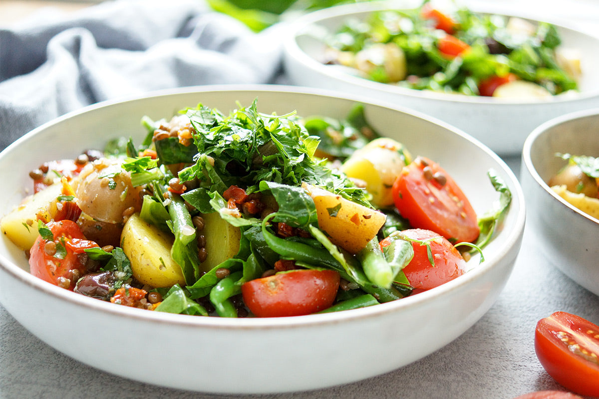 Linsen-Kartoffelsalat mit leckerer Regulatpro® Bio-Vinaigrette